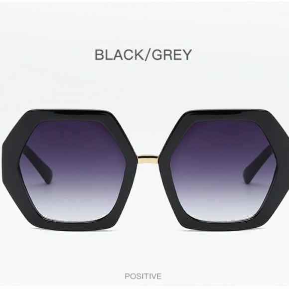 New 🎅 Luxury V Shape Sunglasses - Picture 3 of 8